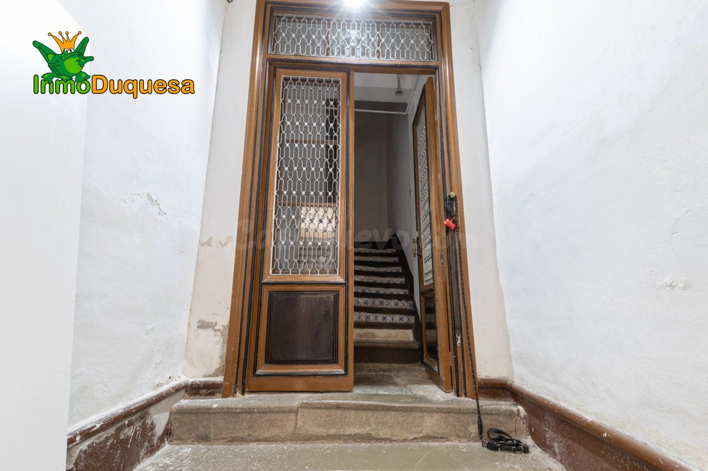Edificio de 4 plantas junto a PLAZA BIB-RAMBLA. - foto 4