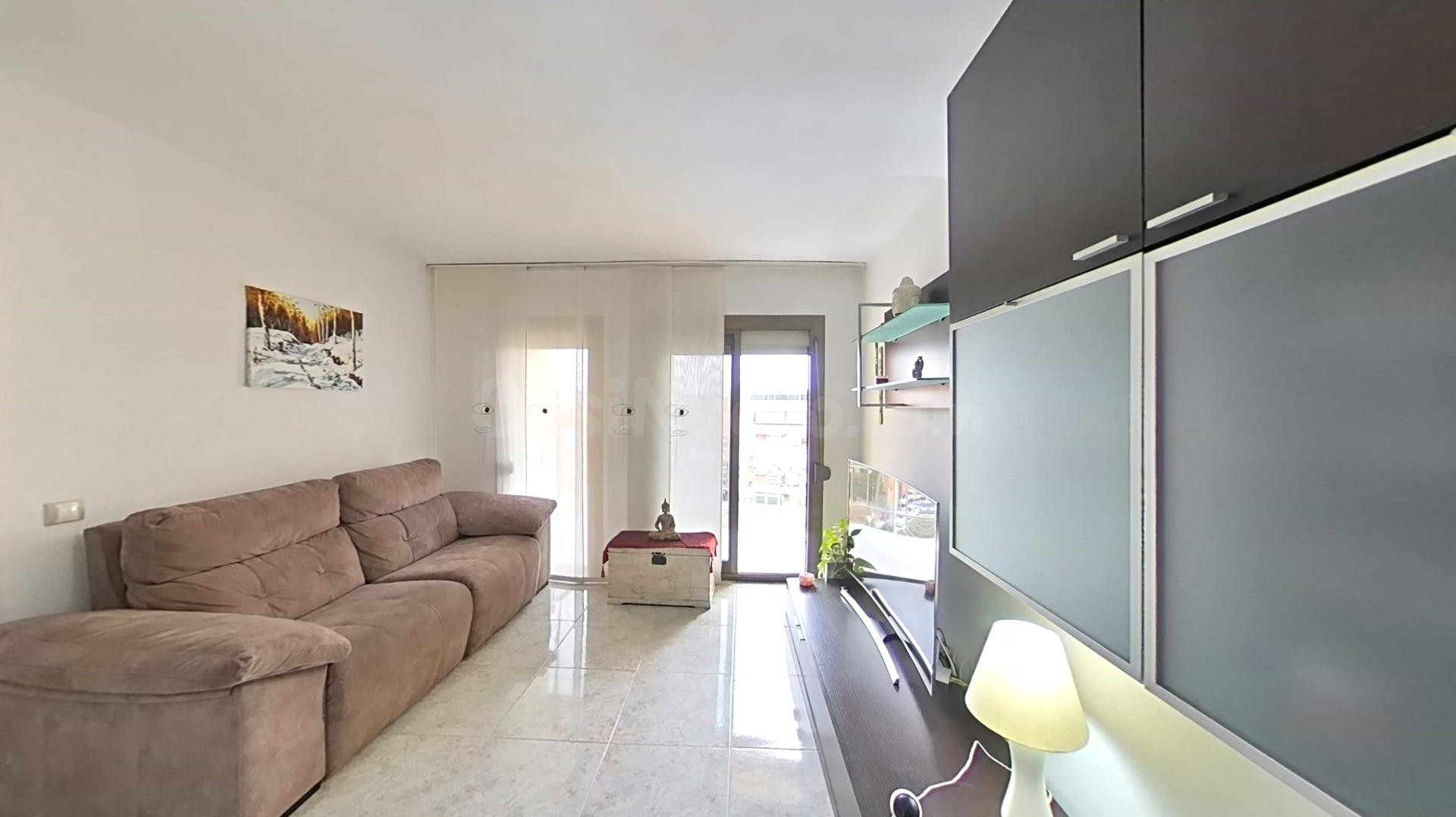 Àtic amb espectacular terrassa de 40 m2 a Can Gili - foto 3