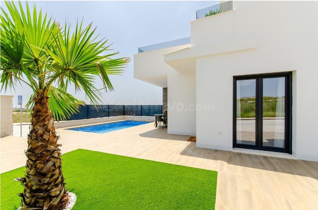 ¡OPORTUNIDAD! ¡INCREÍBLE VILLA EN VISTABELLA GOLF! - foto 4
