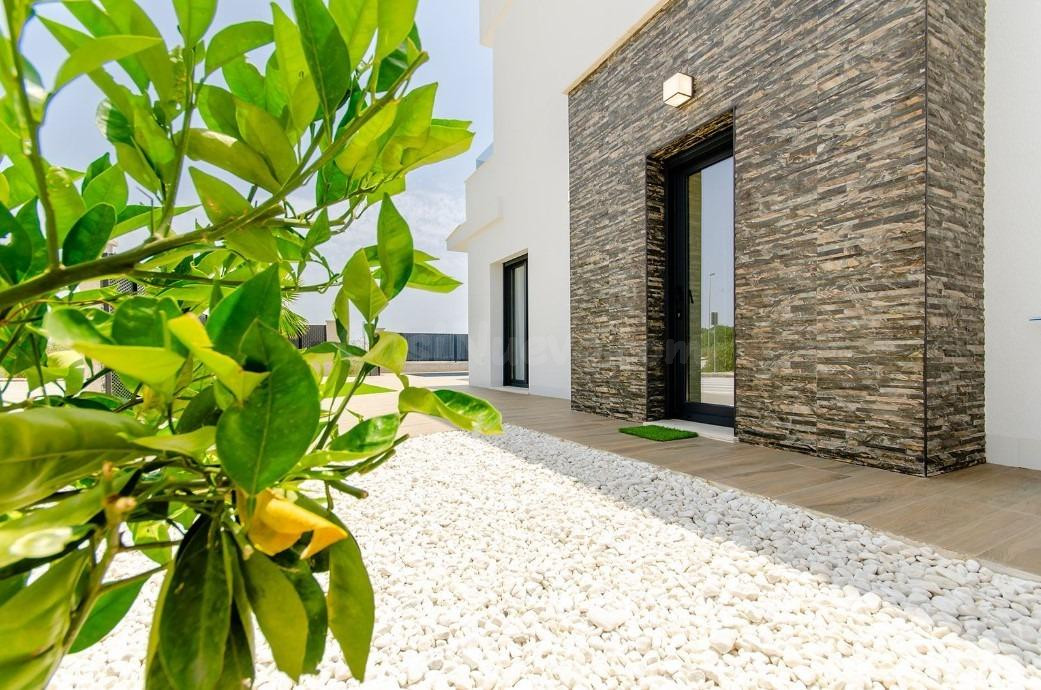 ¡OPORTUNIDAD! ¡INCREÍBLE VILLA EN VISTABELLA GOLF! - foto 5