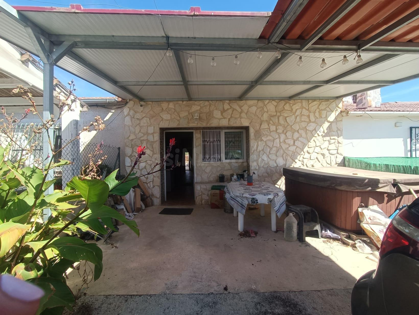 Encantadora Casa de Campo en Los Montesinos - Oportunidad Ún