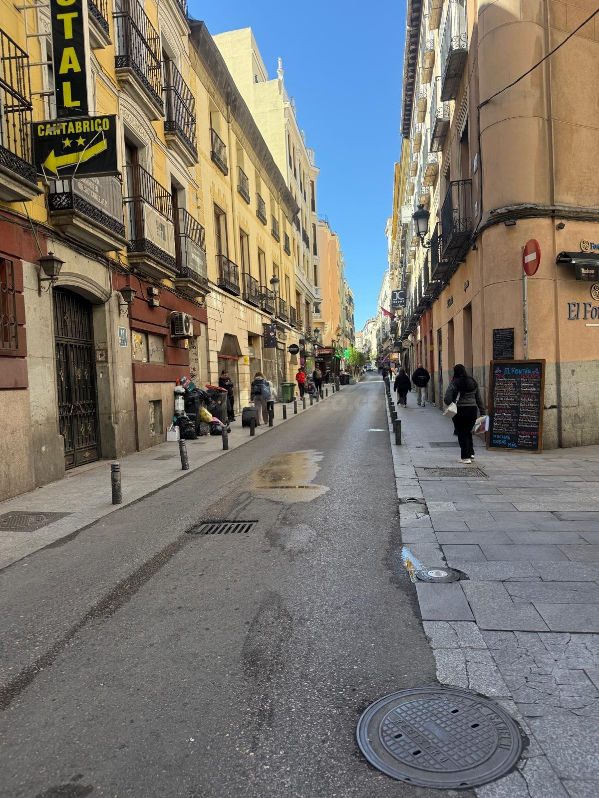 ¡Excelente Garaje en el Corazón de Madrid por solo €55,000! - foto 2