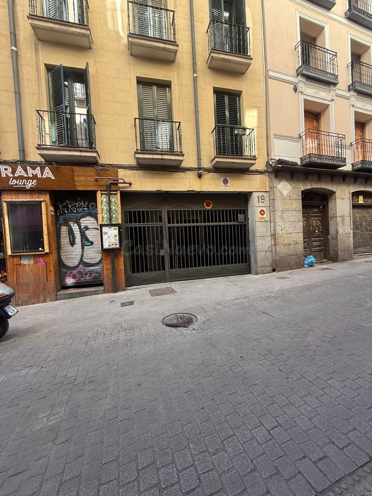 ¡Excelente Garaje en el Corazón de Madrid por solo €55,000! - foto 3