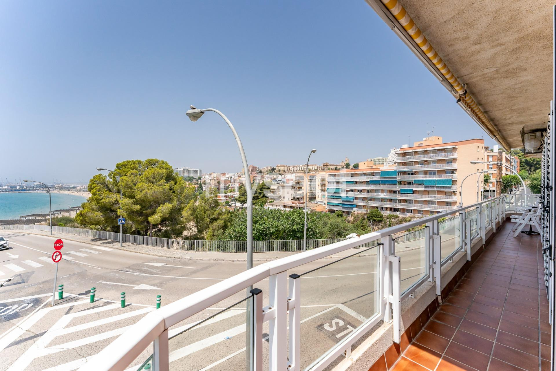 Seis apartamentos con licencia turística frente al mar - foto 5