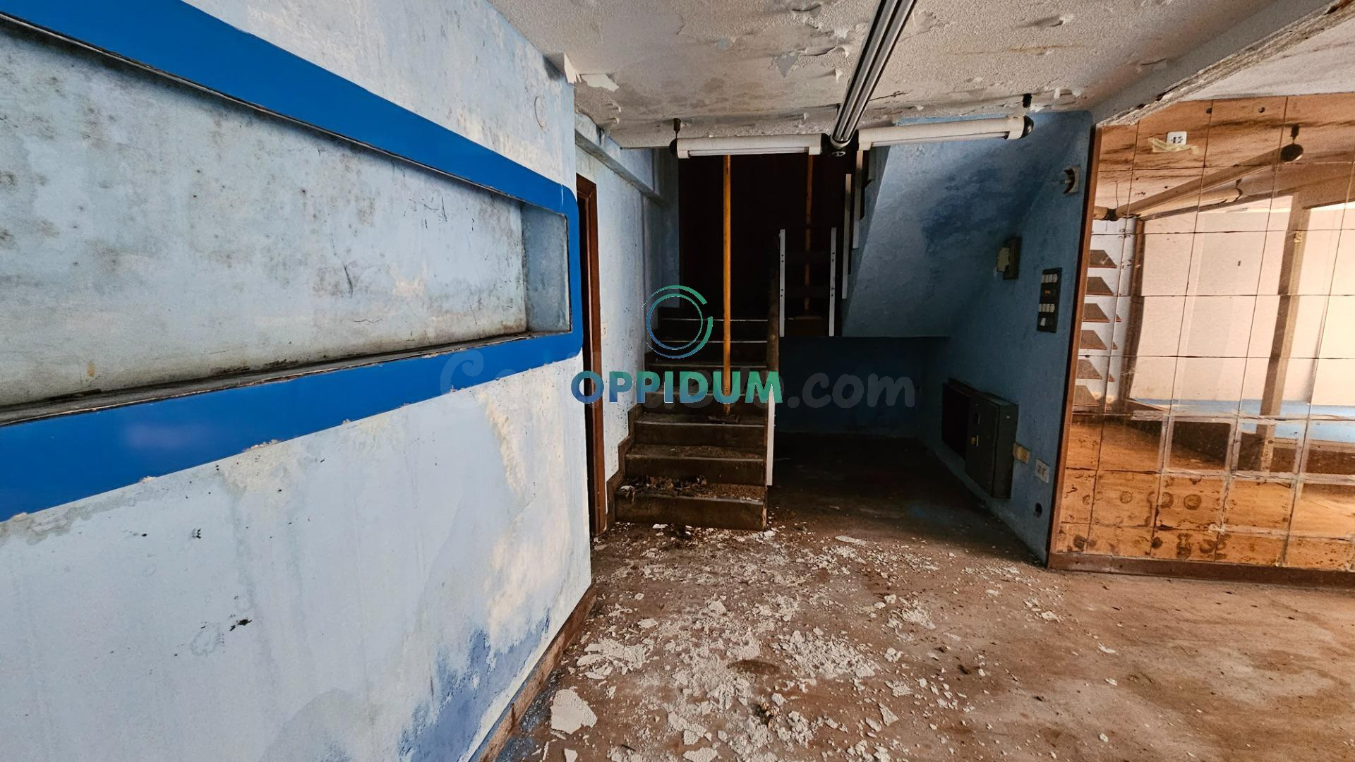 Edificio para rehabilitar en Rúa Real 44, Ferrol - foto 4