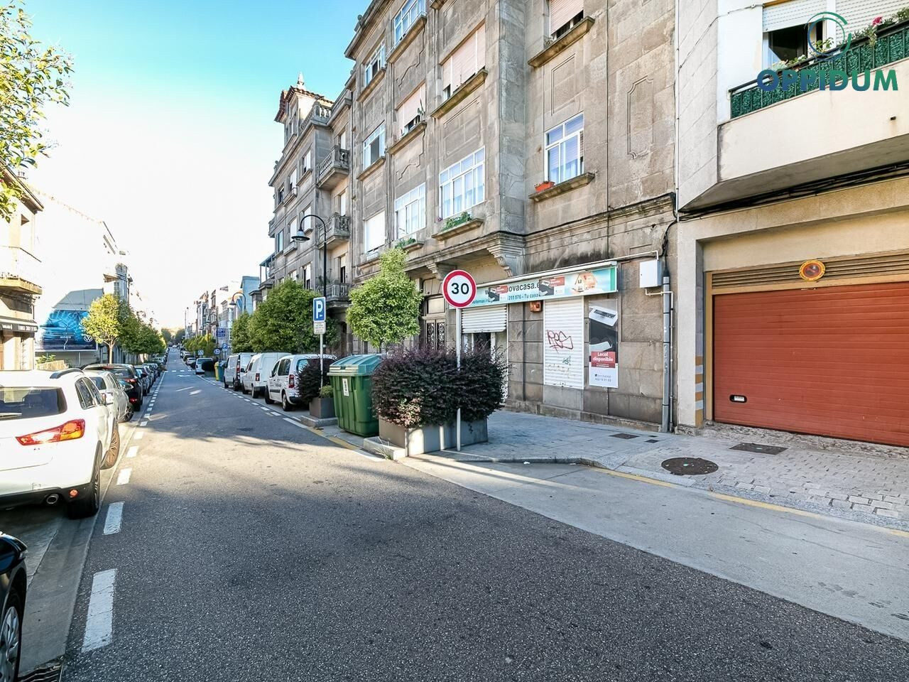 Local diáfano de 108 m2 en Tomás Alonso, Vigo - foto 3