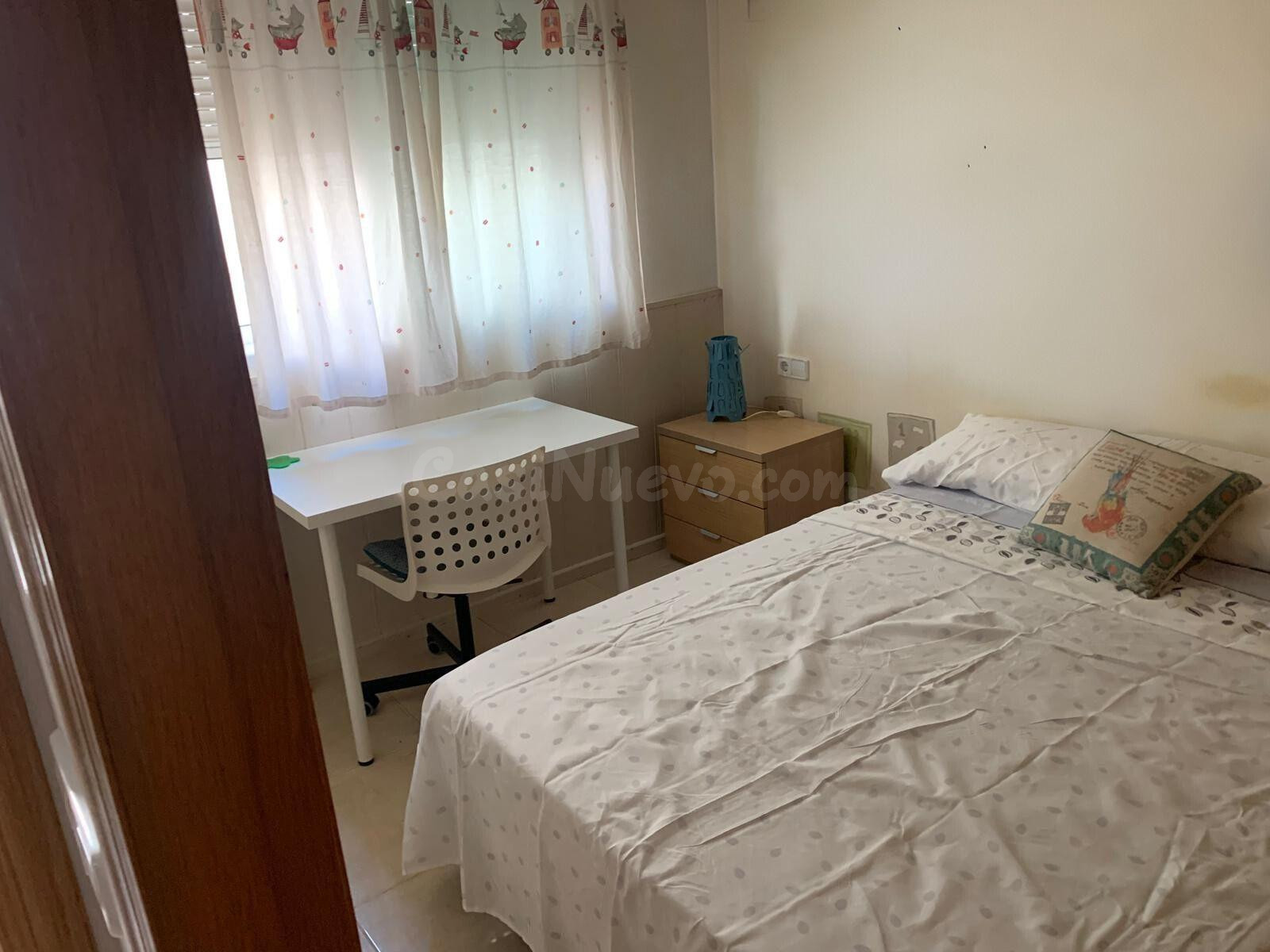habitación para estudiante piso compartido a 8 min. ucam - foto 2