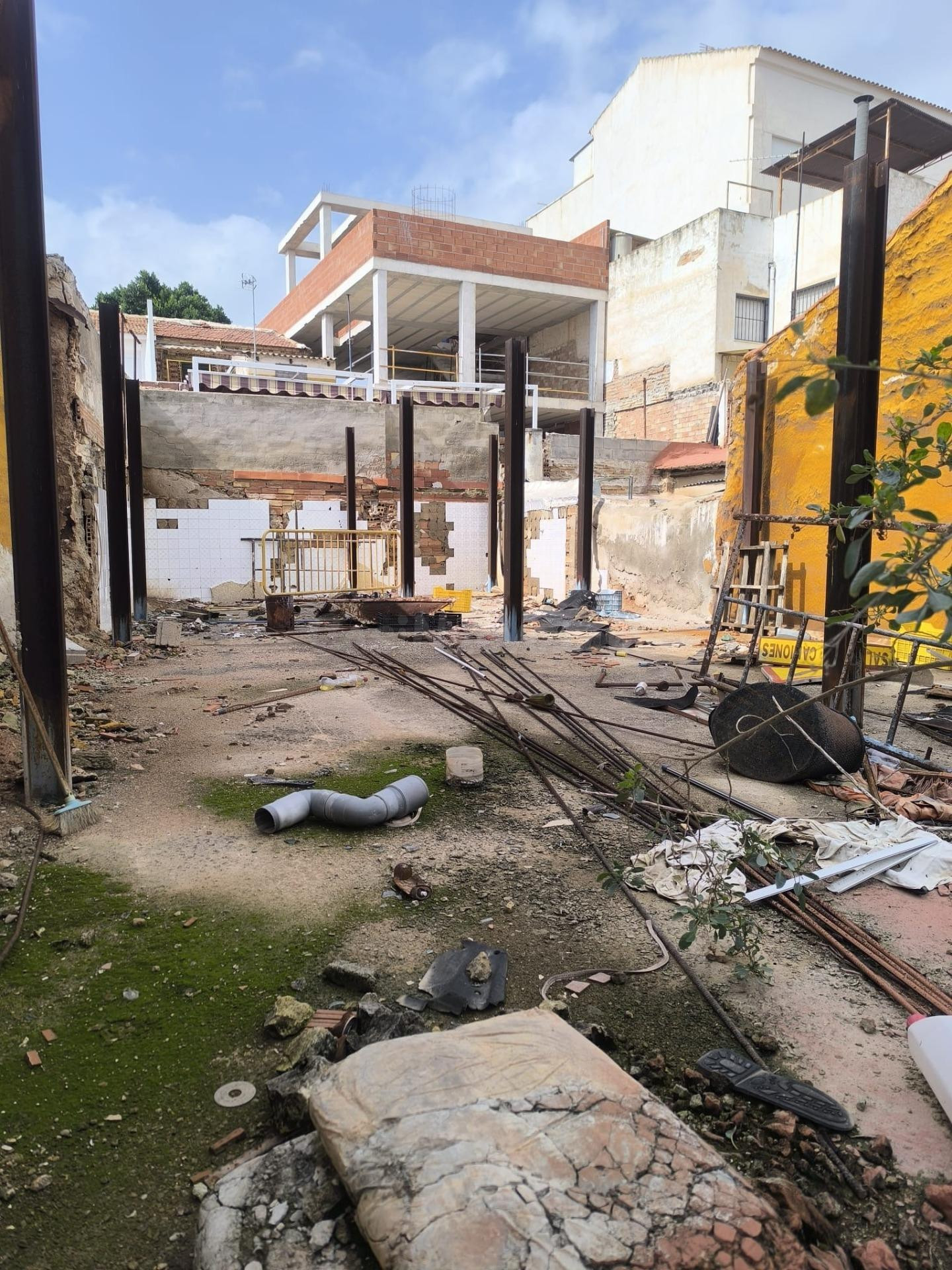 SE VENDE SOLAR URBANO EN CENTRO DE LA ÑORA - foto 5