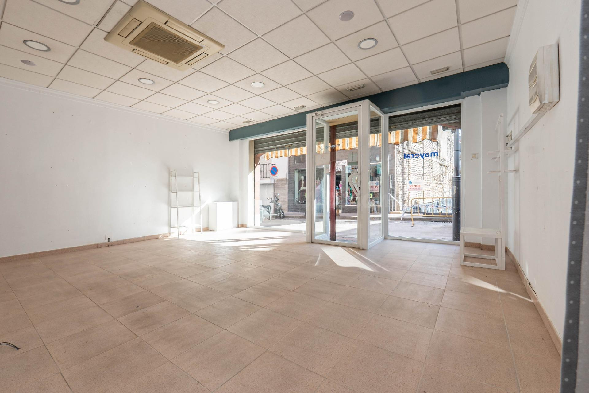 SE VENDE LOCAL COMERCIAL EN EL CENTRO DE ARMILLA (JUNTO AL A - foto 5