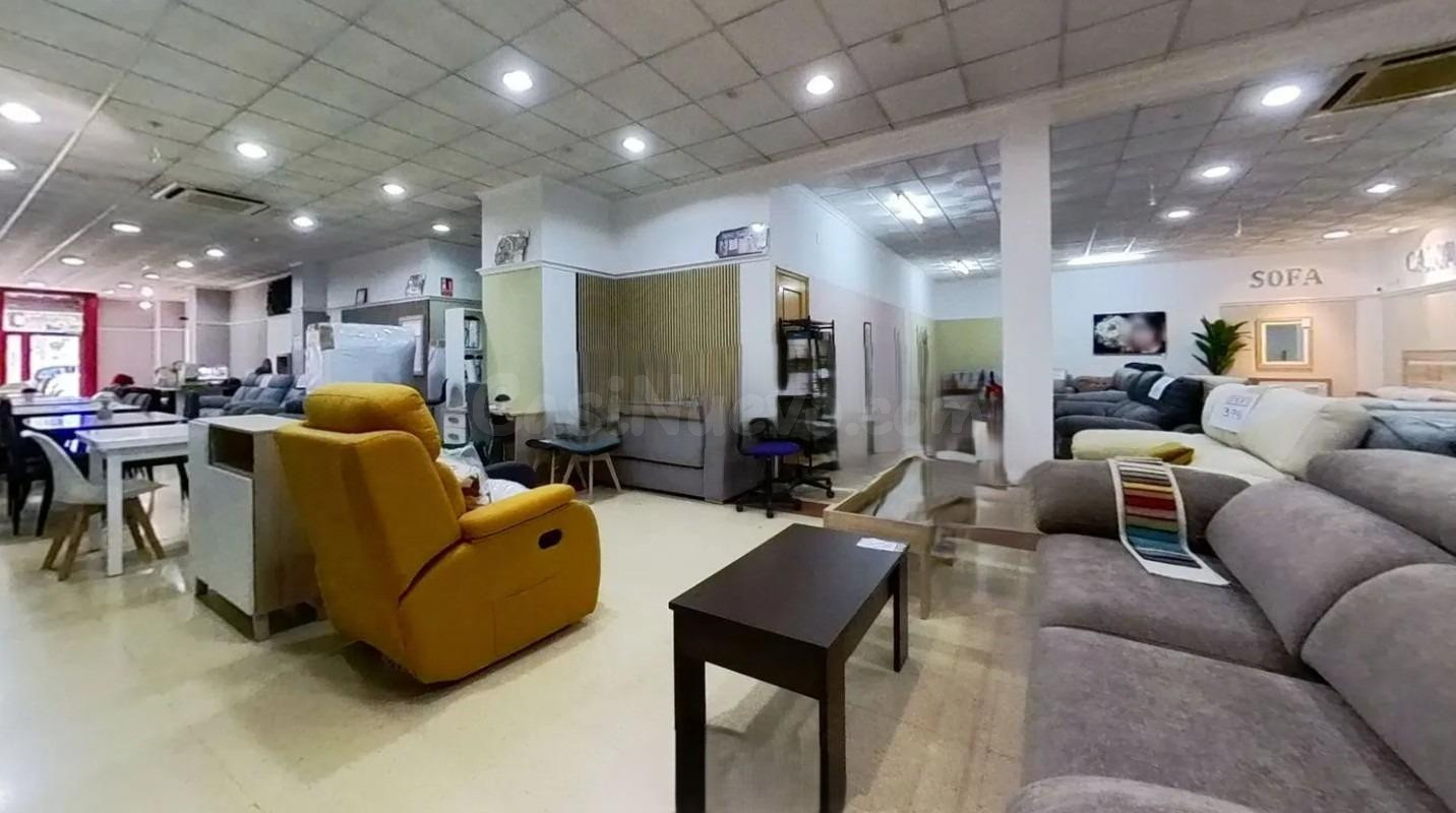 🔥 OPORTUNIDAD RETAIL: Local Premium en C/ Ramón Gallud | Ren - foto 2