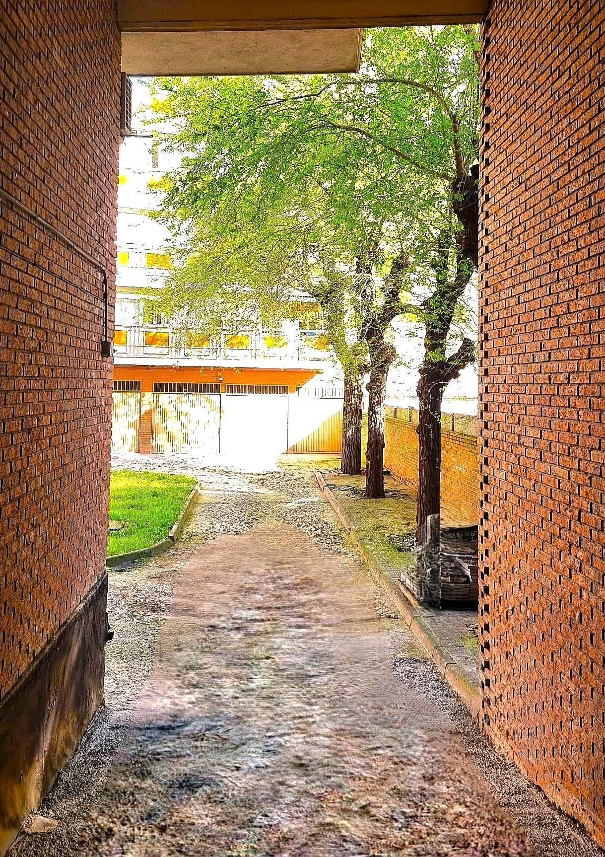 Plaza de garaje para dos coches