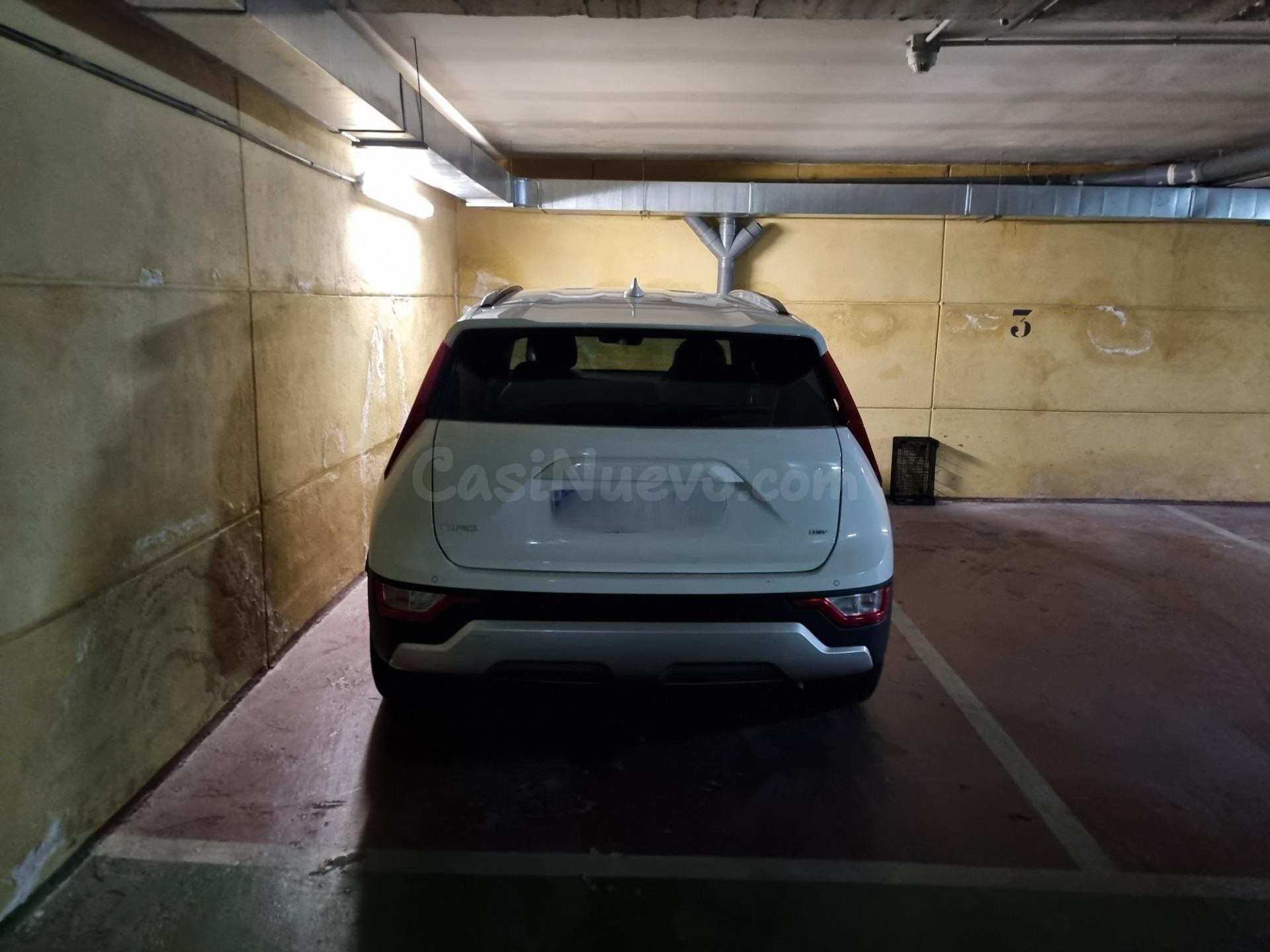 Plaza para coche grande en Malasaña - foto 5