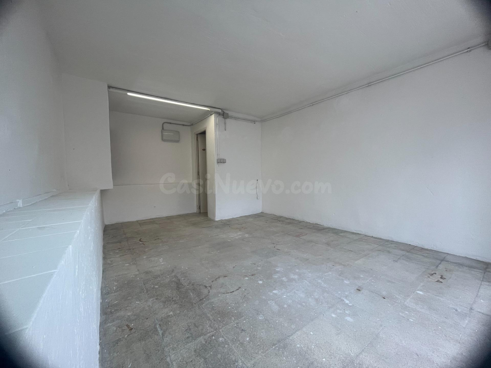 Se vende local-almacén totalmente diáfano - foto 4