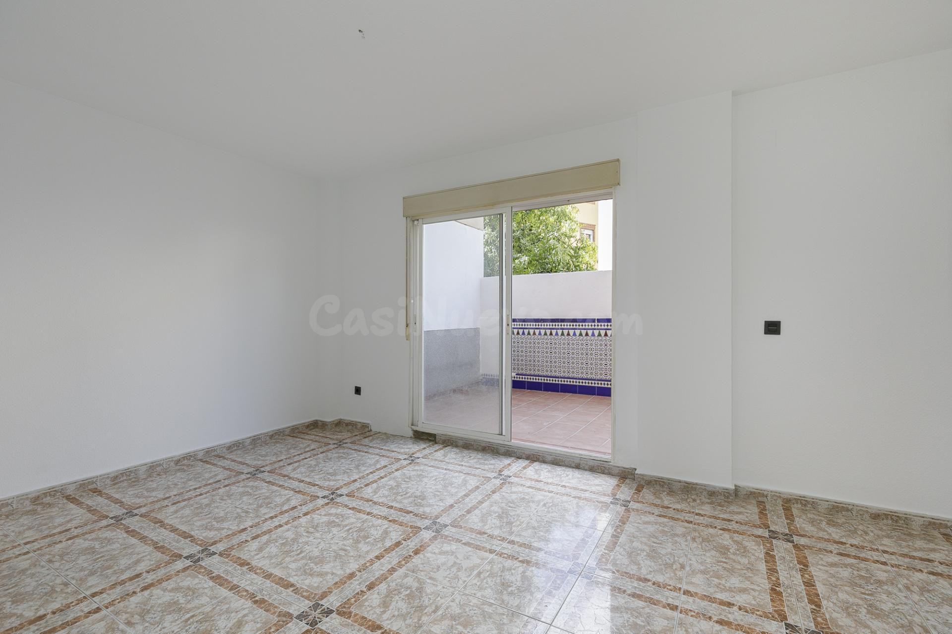 DÚPLEX EN VENTA EN OGIJARES – AMPLITUD, COMODIDAD Y ESPACIOS - foto 3