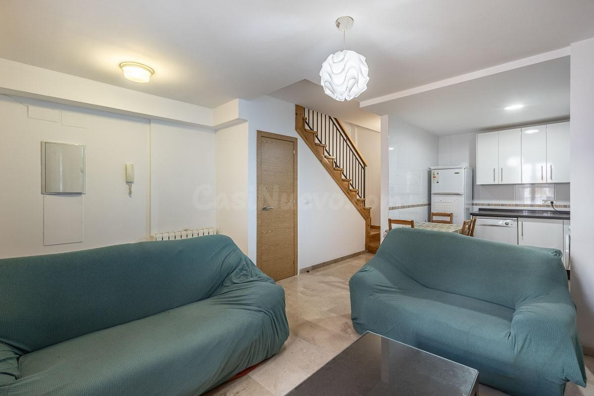 Real de Cartuja. Bonito dúplex del año 2008 con 2 dormitorio - foto 5