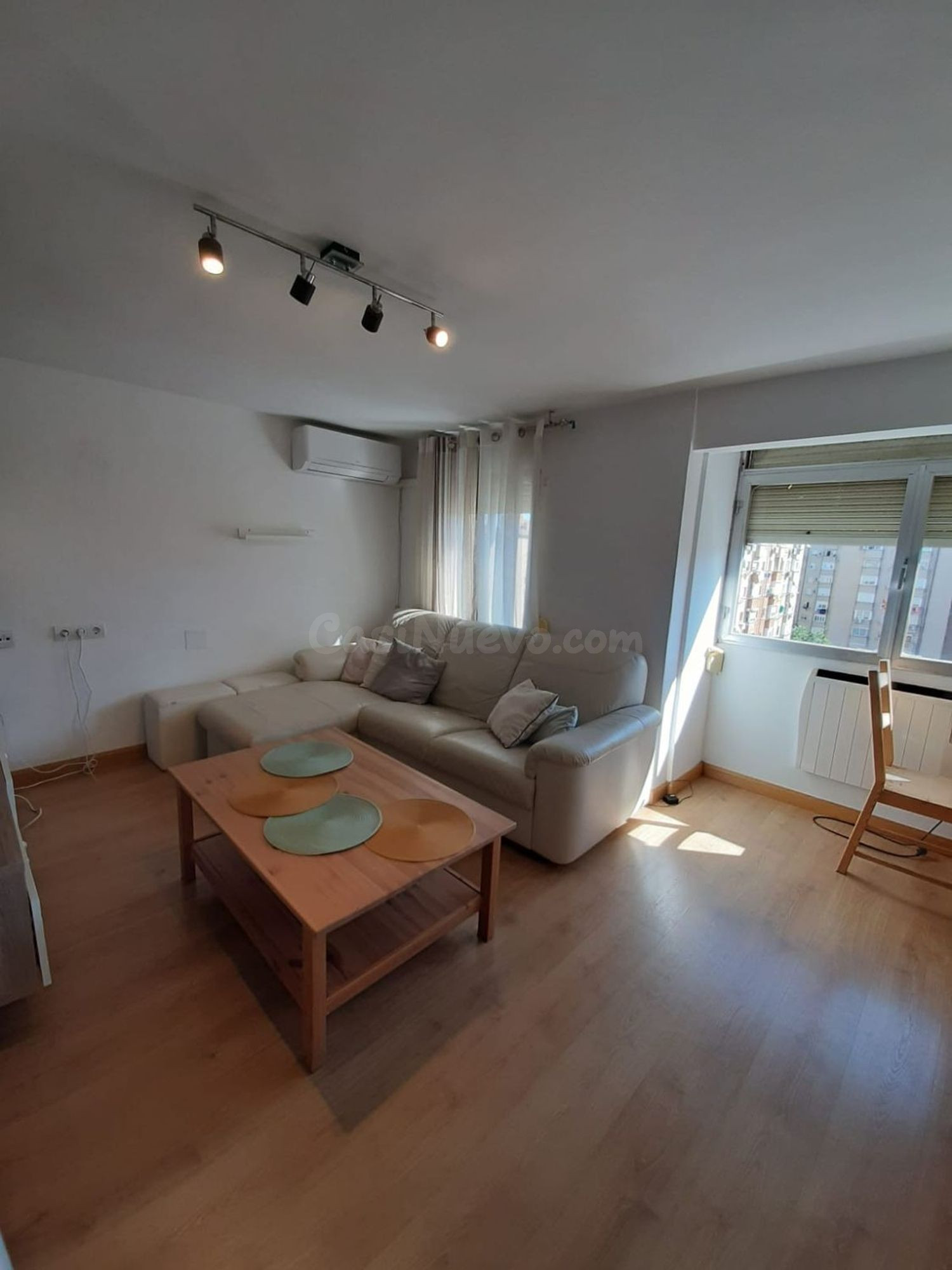SE ALQUILA BONITO PISO EXTERIOR!!!! - foto 4