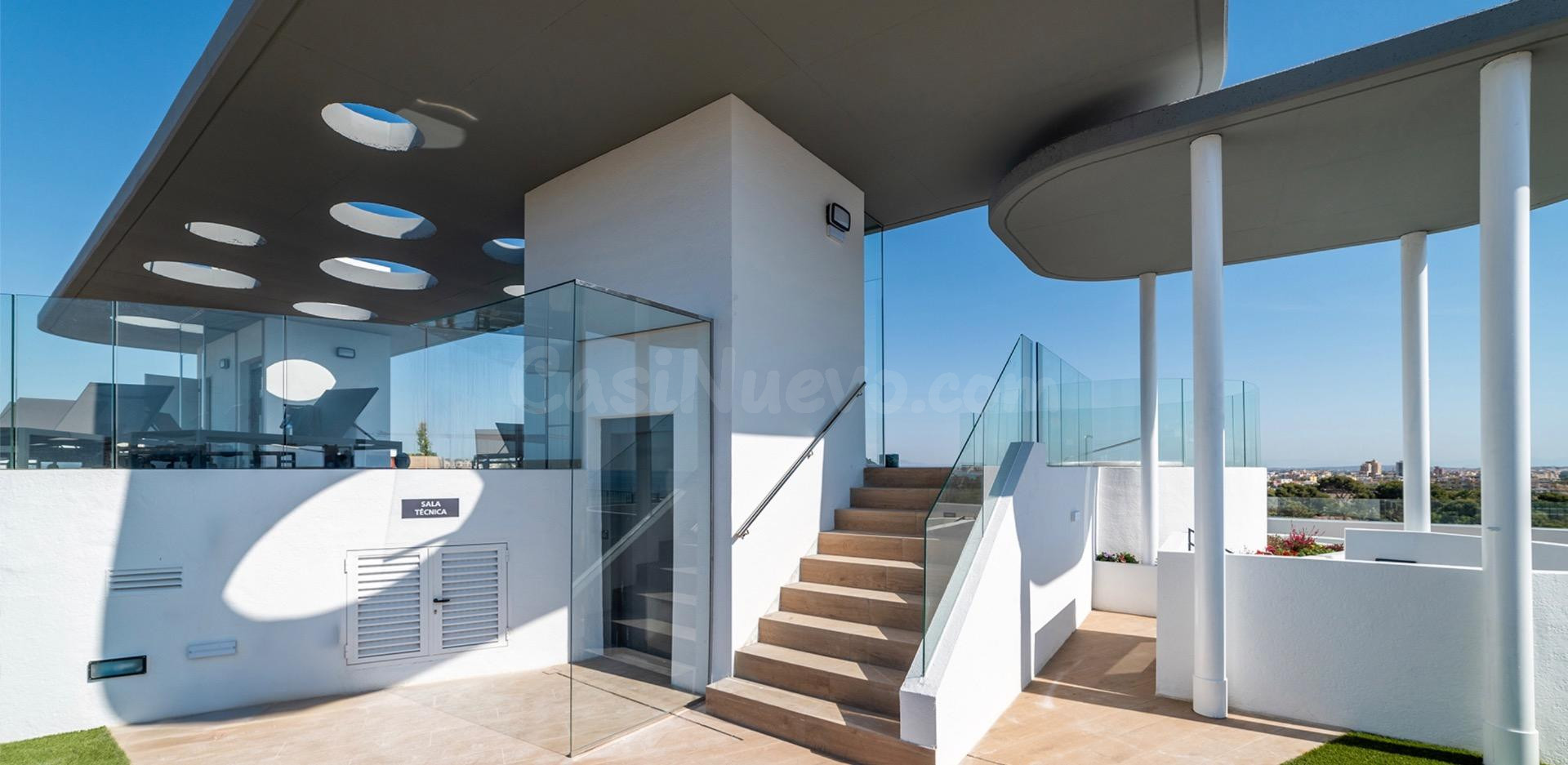 Apartamento de lujo de 3 dormitorios a 300 m de la playa con - foto 3