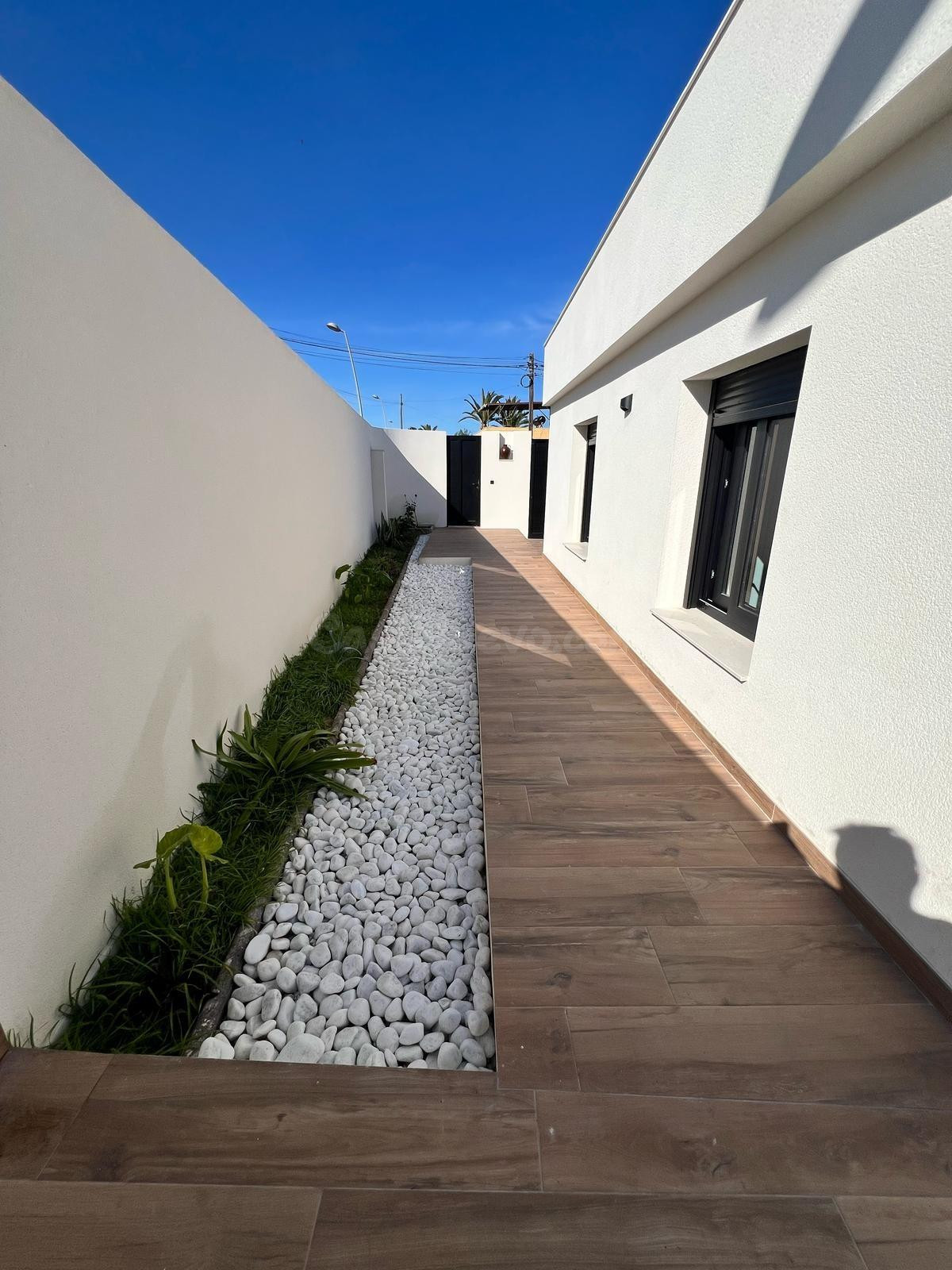 CHALET REFORMADO CON PISCINA EN LOS BALCONES - foto 4