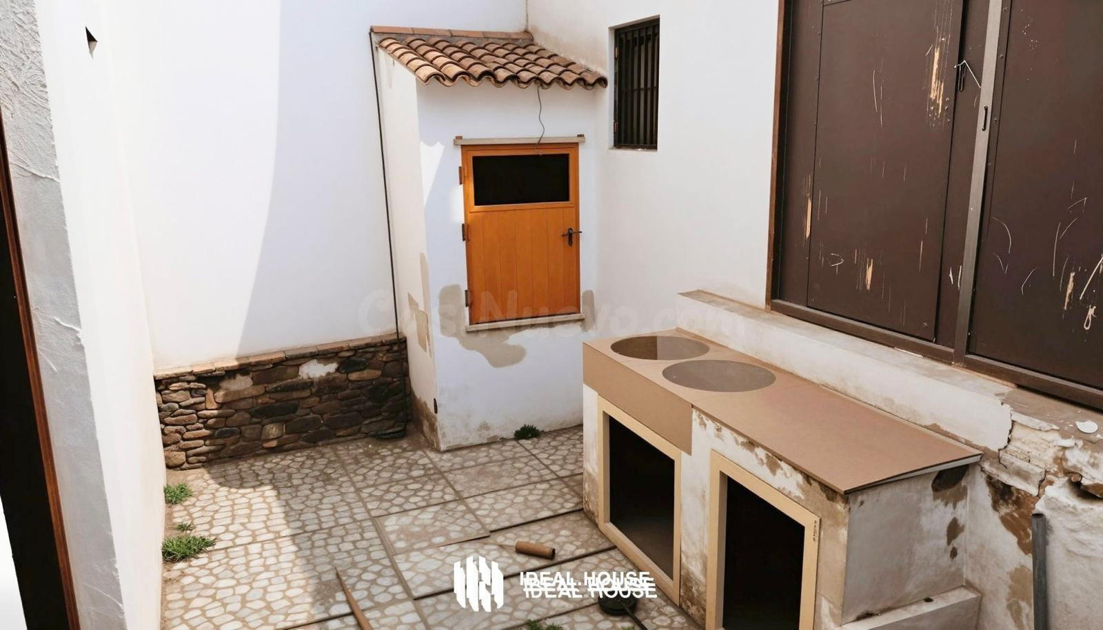 Casa con posibilidad de tres plantas en Torreagüera
