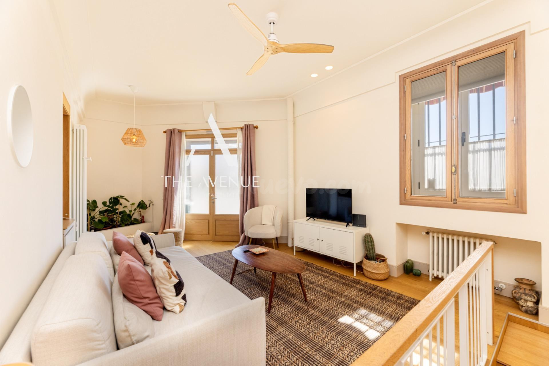 Piso reformado y con licencia turística a la venta en Argüel - foto 5