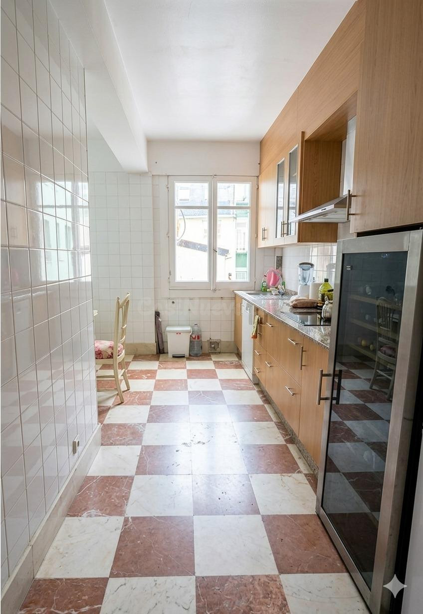 VIVIENDA CON MAS DE 100M2 EN EL CENTRO DE RIBEIRA - foto 3
