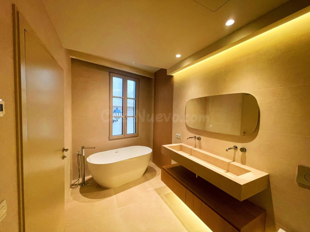 Vivienda de diseño a estrenar con carácter en pleno centro d - foto 3