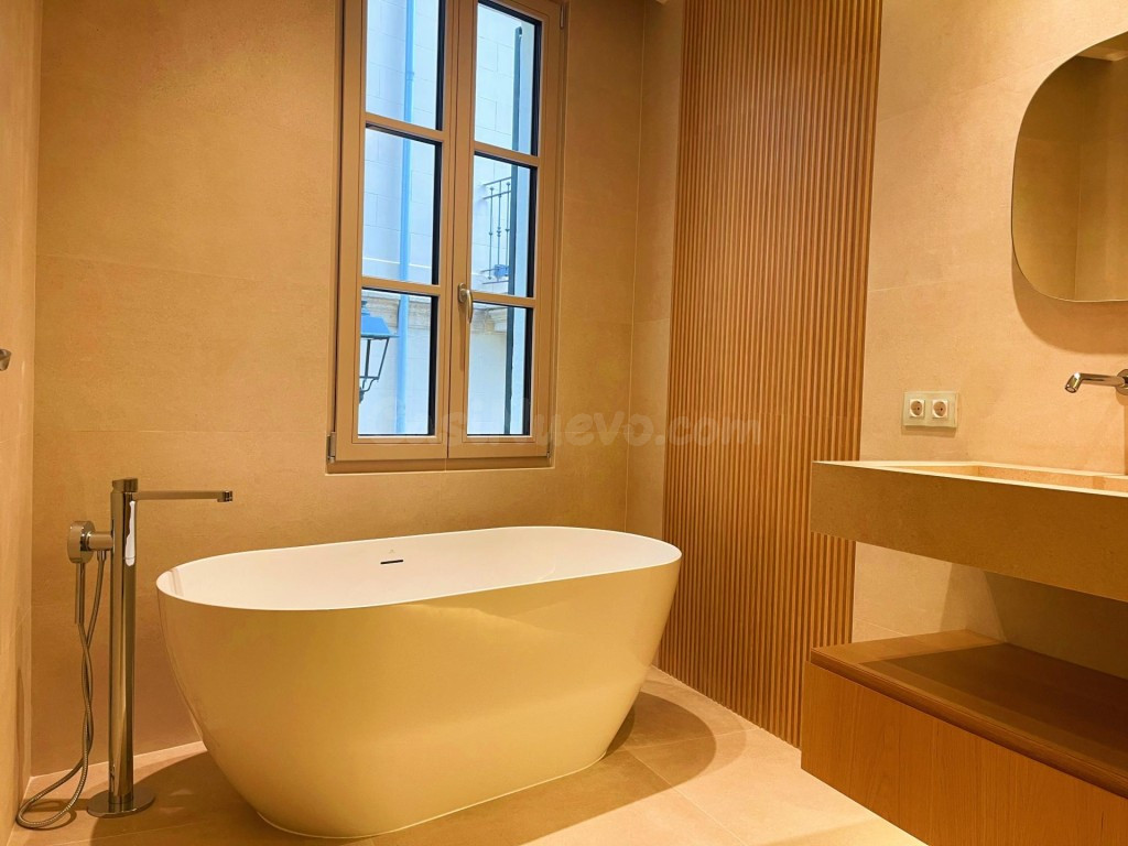 Vivienda de diseño a estrenar con carácter en pleno centro d - foto 4