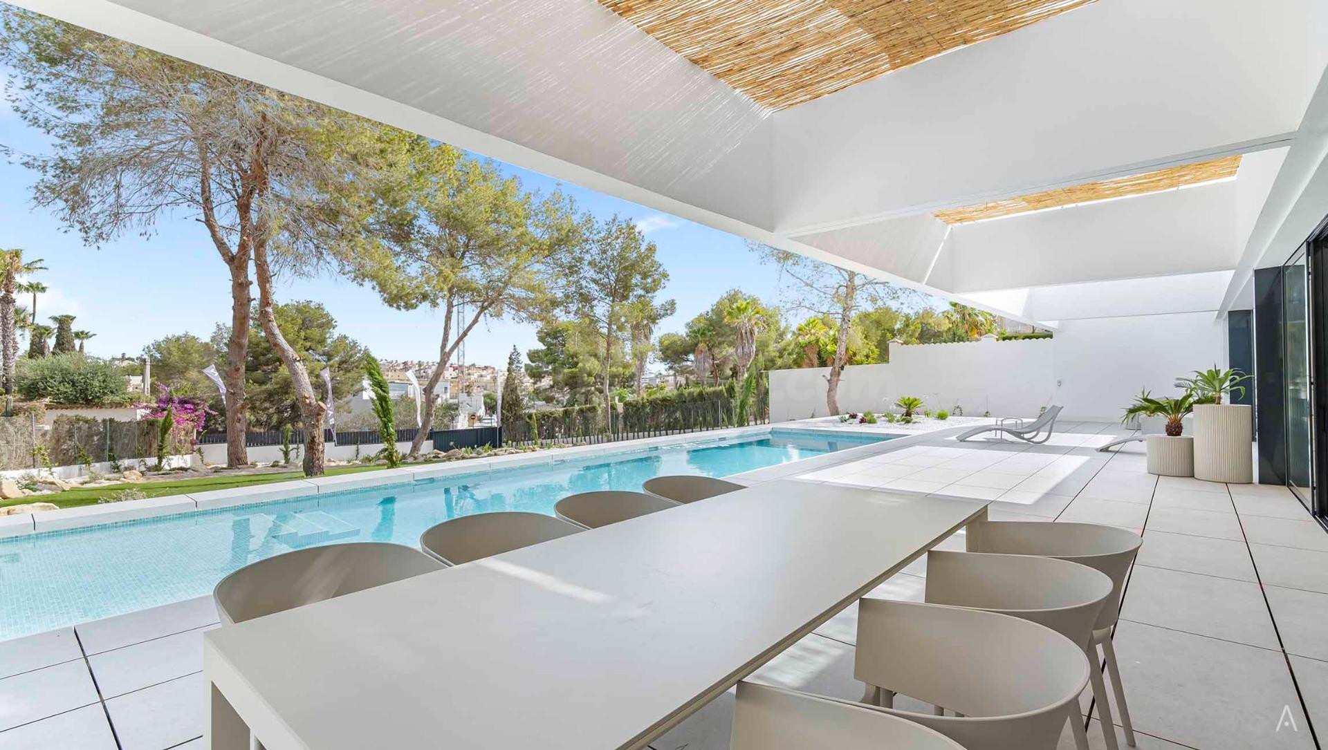 DESCUBRE TU PARAÍSO EN ESPAÑA: VILLA EXCLUSIVA CON VISTAS ESPECTACULARES - foto 5