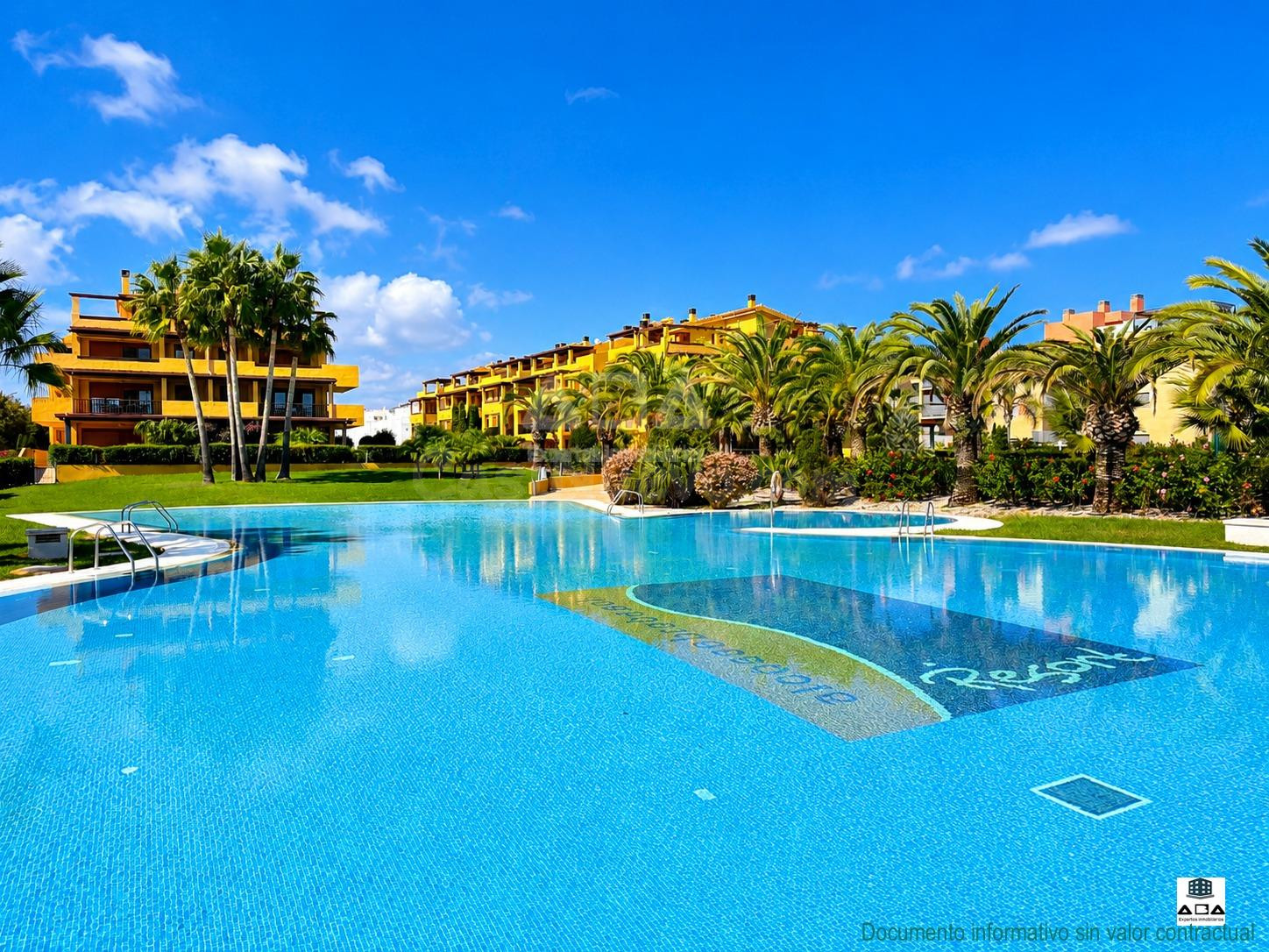 🌅 Bajo de Lujo con Jardín Privado en Primera Línea: Alcossebre Beach Resort | ABA Expertos Inmobiliarios. - foto 5