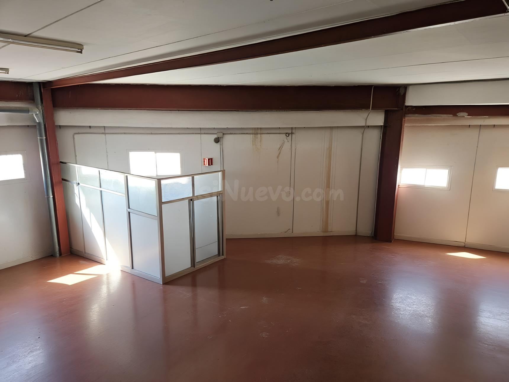 nave y oficinas ideal para centro de negocios / Mejor visita - foto 4
