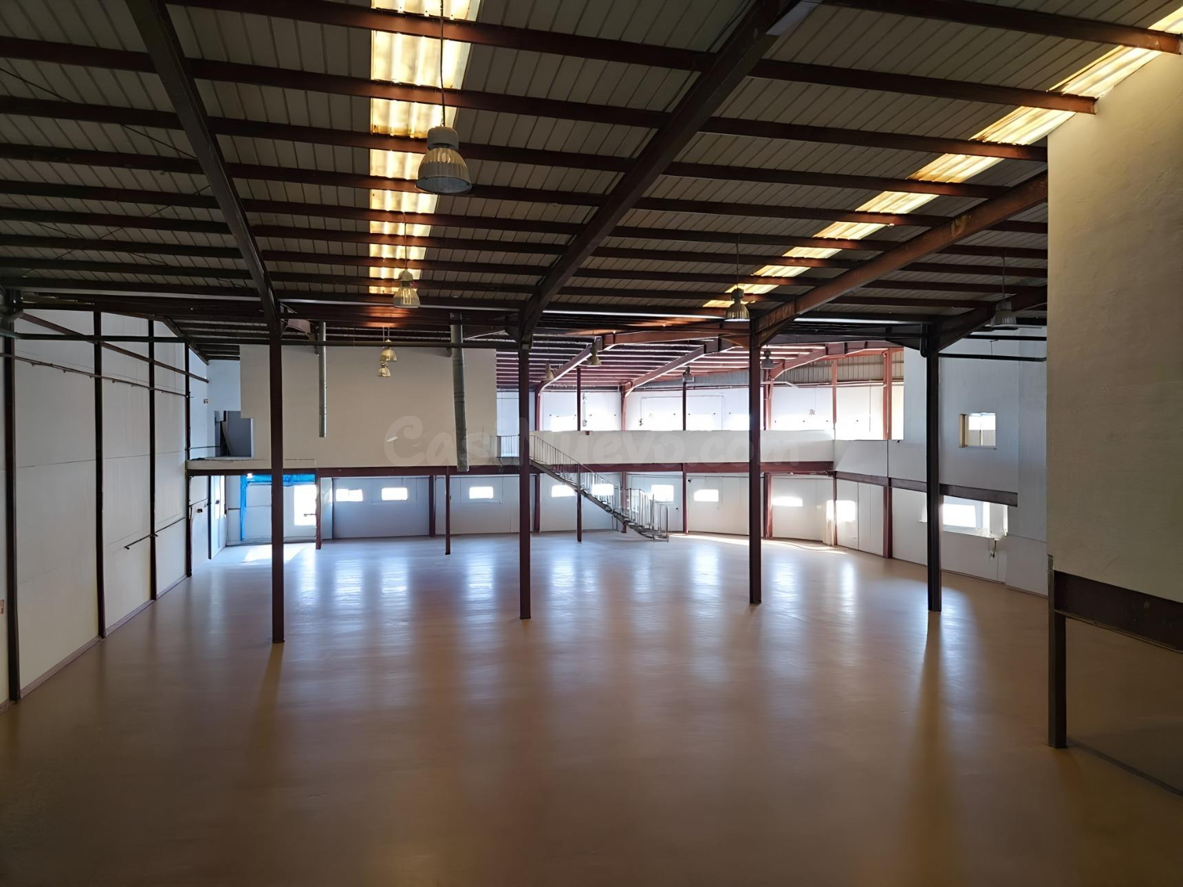 nave y oficinas ideal para centro de negocios / Mejor visita - foto 5