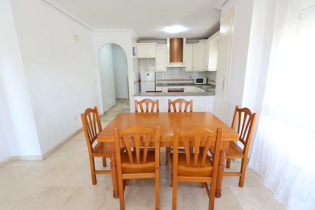 se vende un apartamento de 2 dormiotrios y 2 baños en comuni - foto 5
