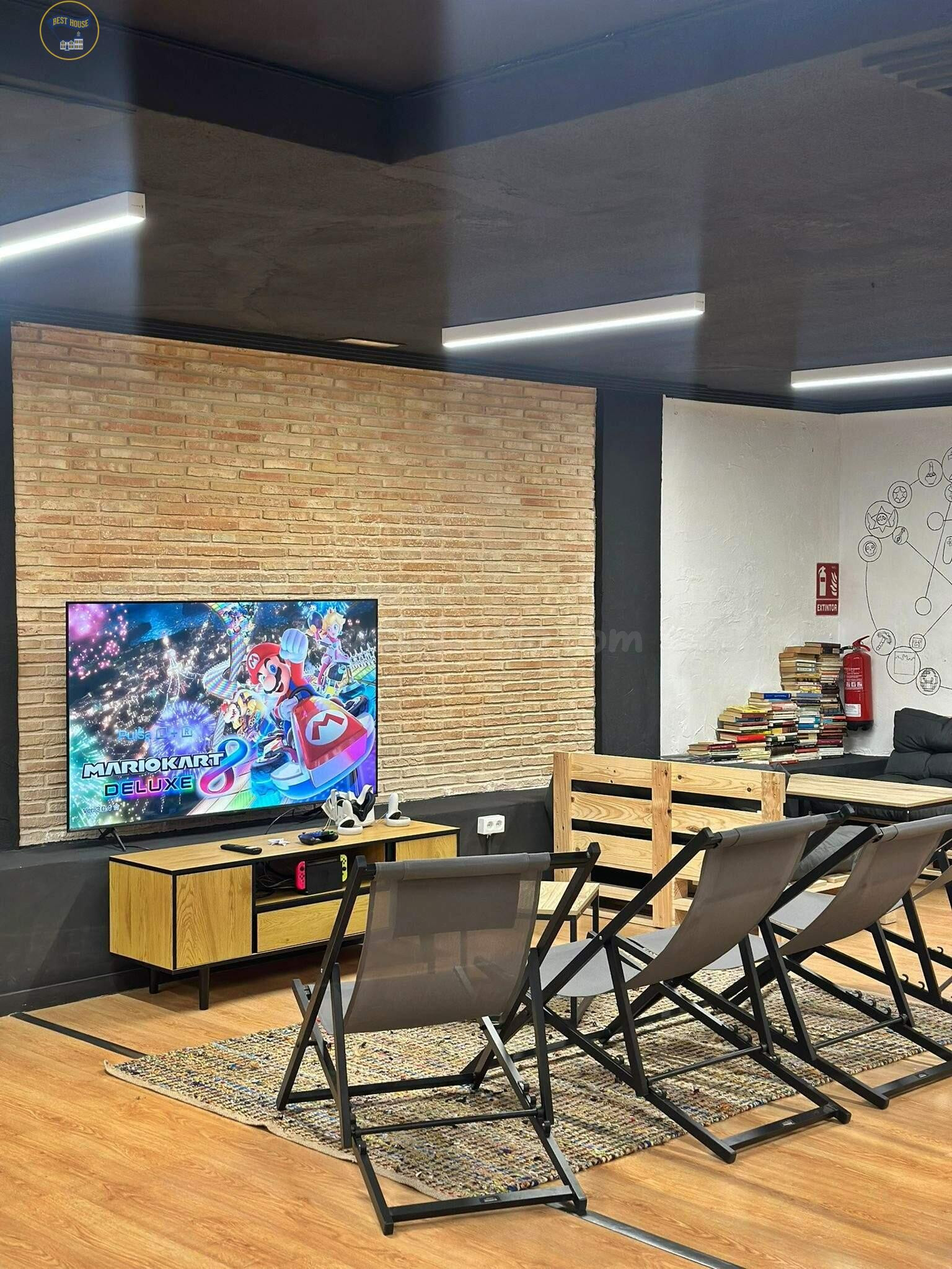 LOCAL EN VENTA CON INQUILINO EN FUNCIONAMIENTO – AV CONDES D - foto 2