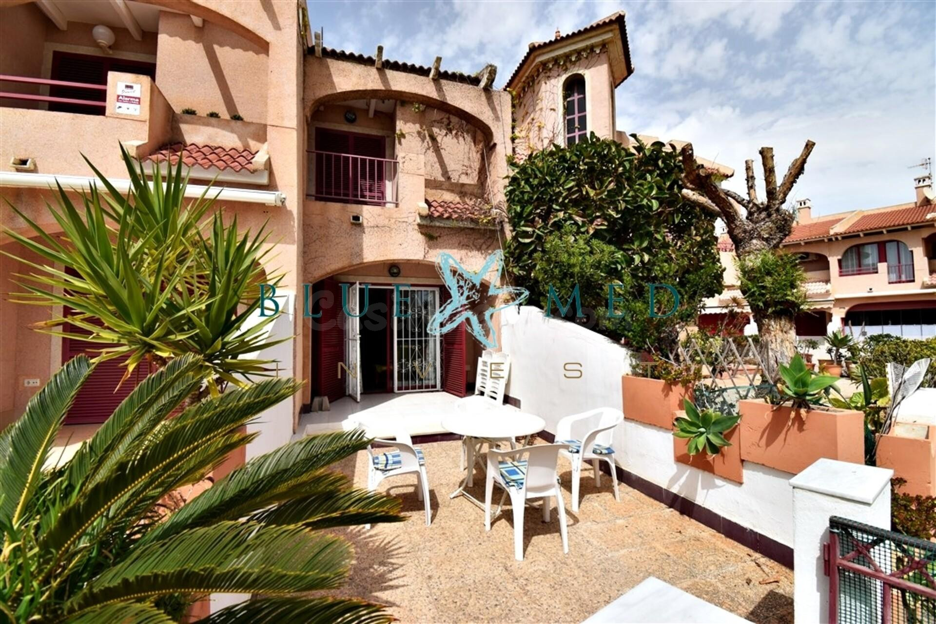 DÚPLEX CON PISCINA COMUNITARIA A 50 METROS DE LA PLAYA DE NA - foto 2