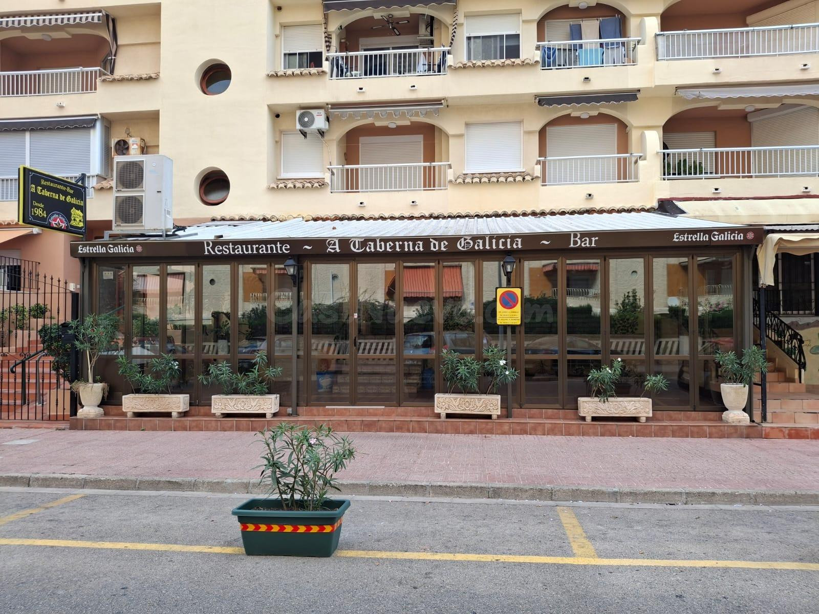 VENTA DE LOCAL - RESTAURANTE EN PLAYA DE GANDIA - foto 2