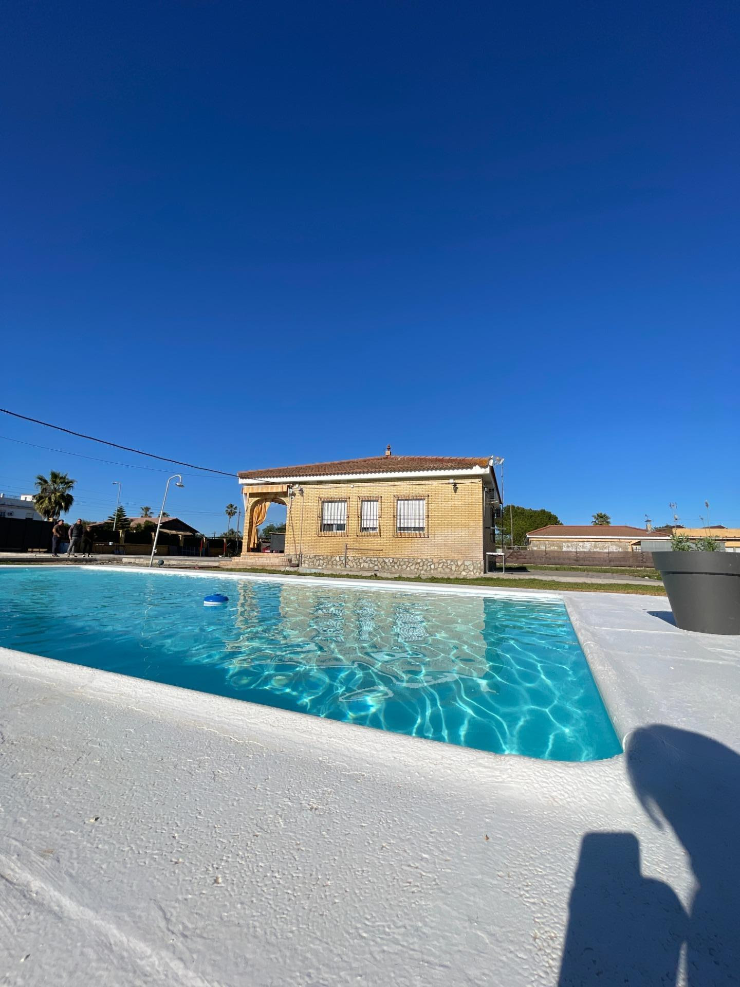 CHALET INDEPENDIENTE EN EXCLUSIVA – URB. EL SOCORRO (CARMONA
