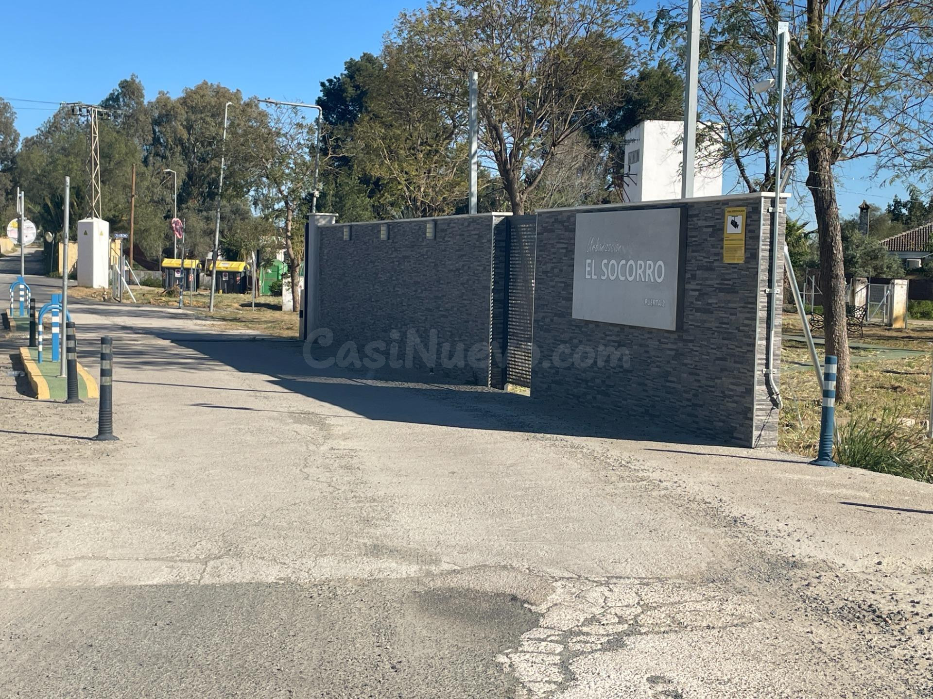 CHALET INDEPENDIENTE EN EXCLUSIVA – URB. EL SOCORRO (CARMONA - foto 3