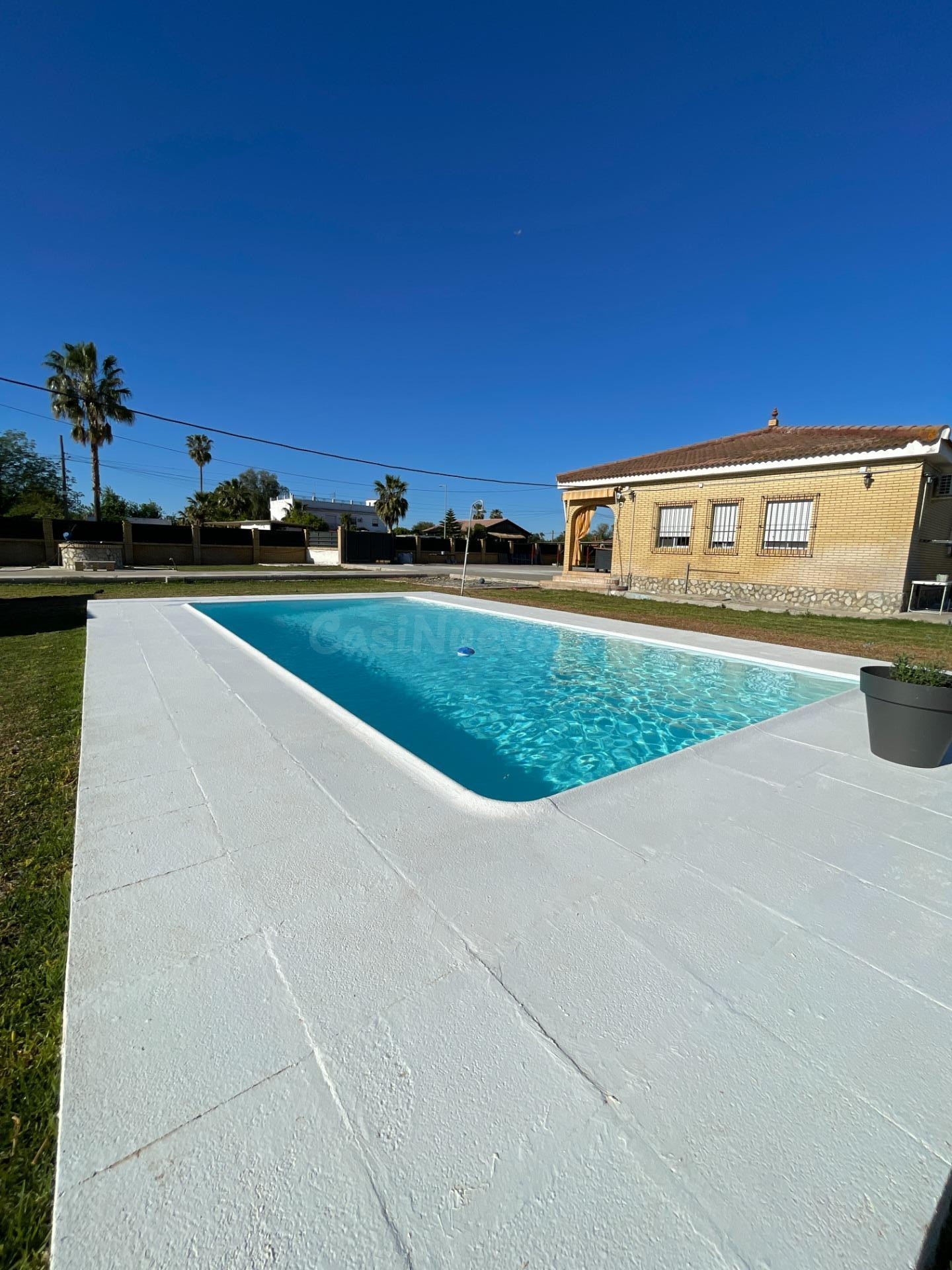 CHALET INDEPENDIENTE EN EXCLUSIVA – URB. EL SOCORRO (CARMONA - foto 4