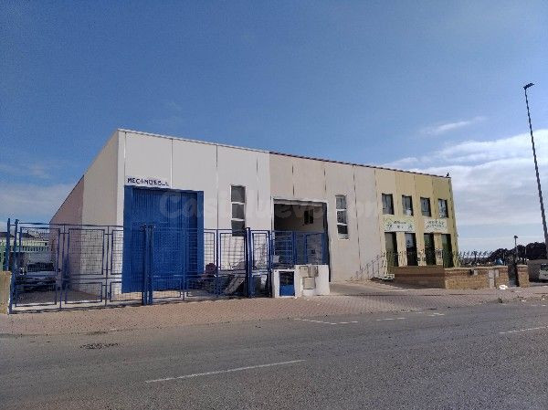 Venta de Nave industrial en Calle DON CARNAL Nº 0 Águilas