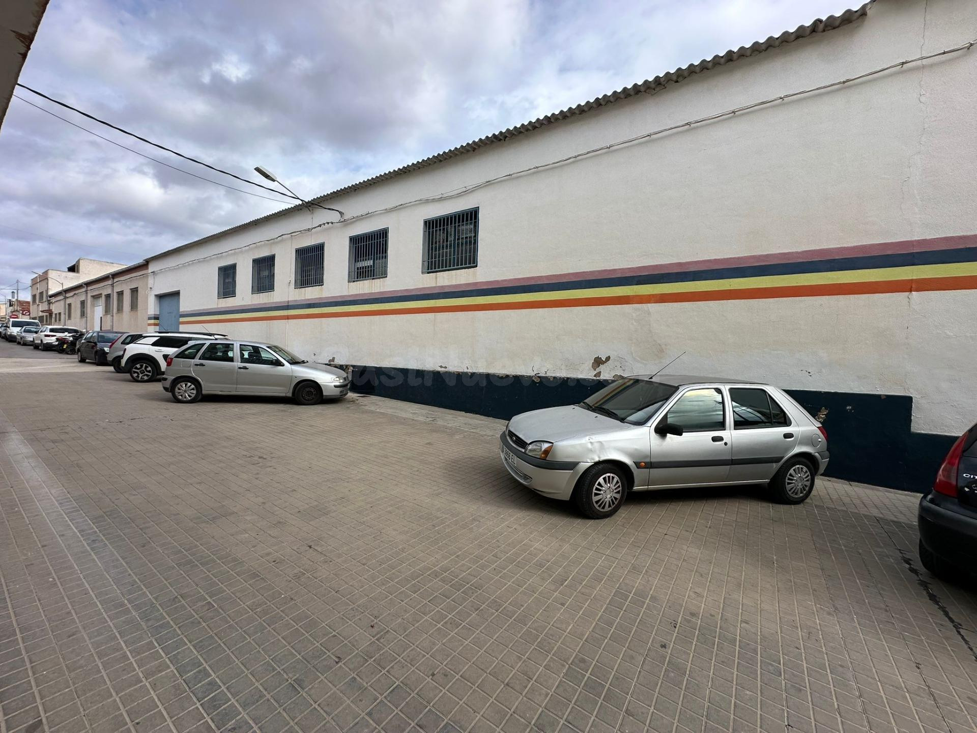 NAVE PETREL: Oportunidad Única en Petrer - foto 5