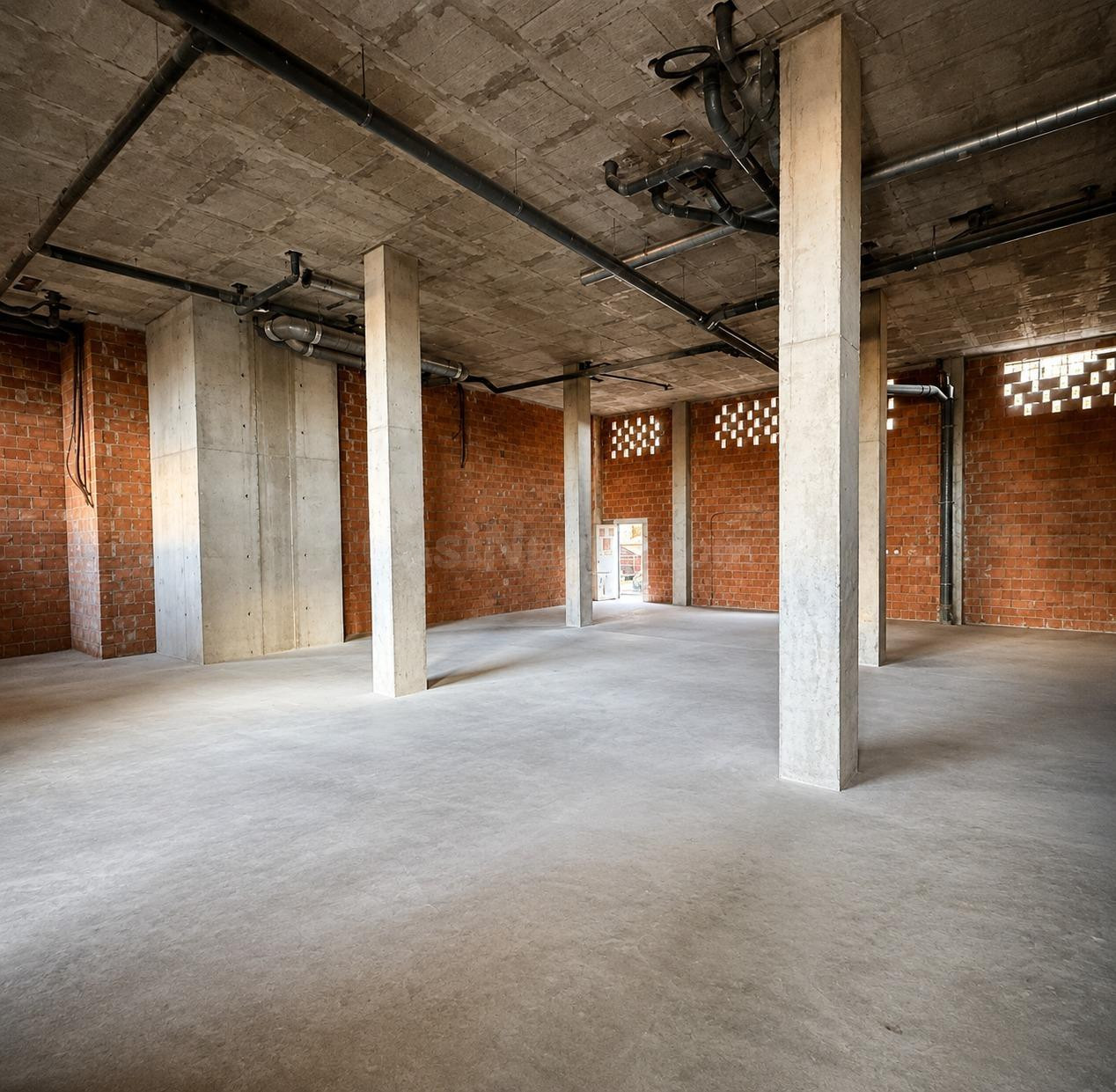 Local de 450 m2 con cambio de uso en zona premium de Beniel - foto 4