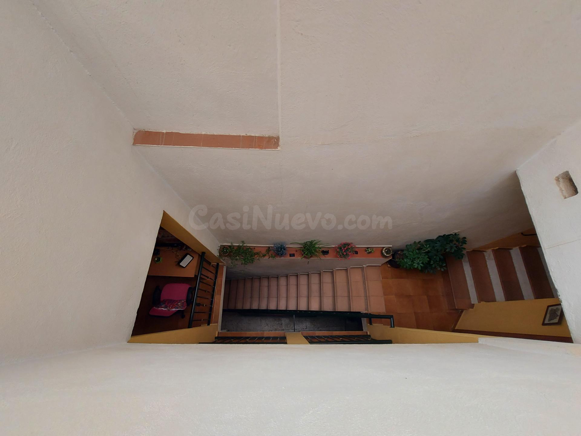 MAGNIFICA VIVIENDA DE 2 PLANTA + AZOTEA EN ZONA EL POTRO/ SA - foto 4