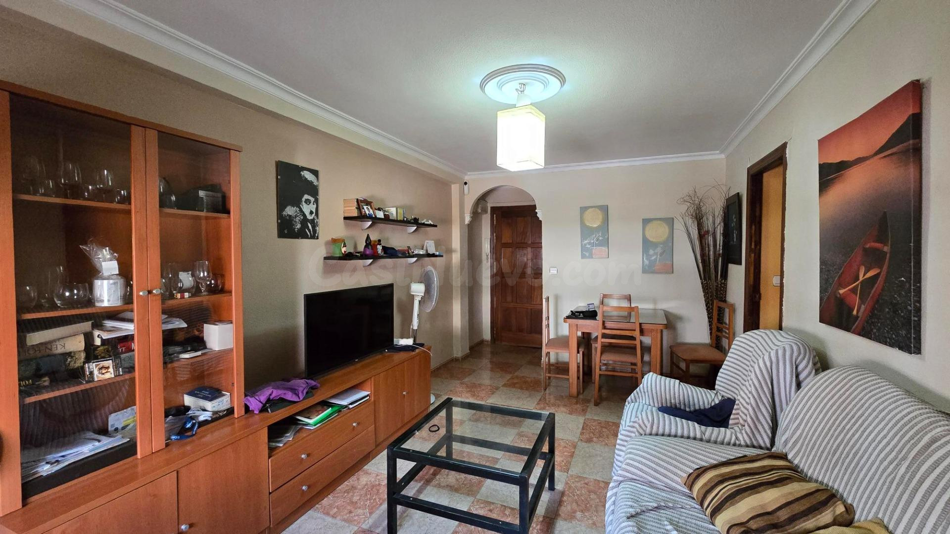 Excelente Piso Reformado Junto a Carlos III