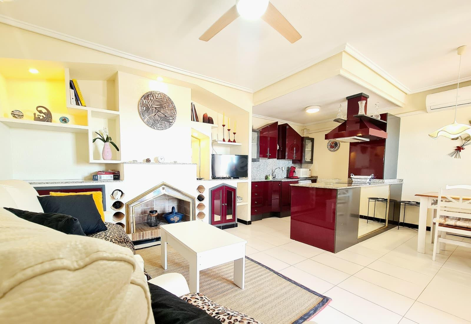 Luminoso apartamento listo para entrar a vivir en Residencial Las Fuentes - foto 2