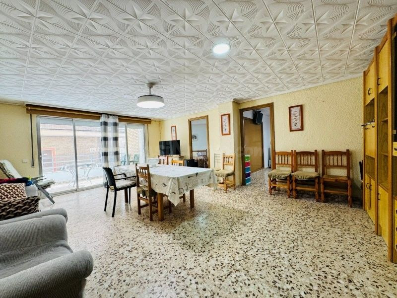 Exclusivo Piso en Planta Baja a Pasos del Mar en La Mata - foto 3