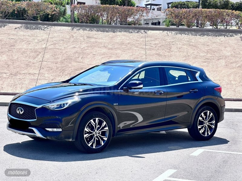 Infiniti QX30
