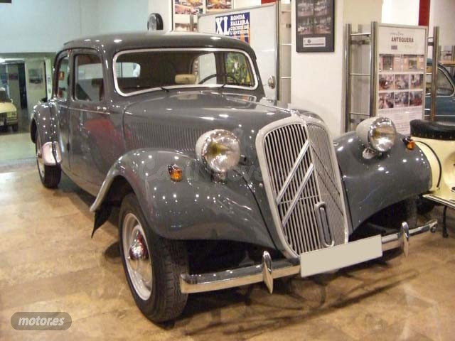 Citroen TRACTION AVANT