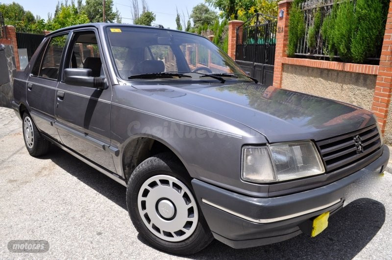 Peugeot 309