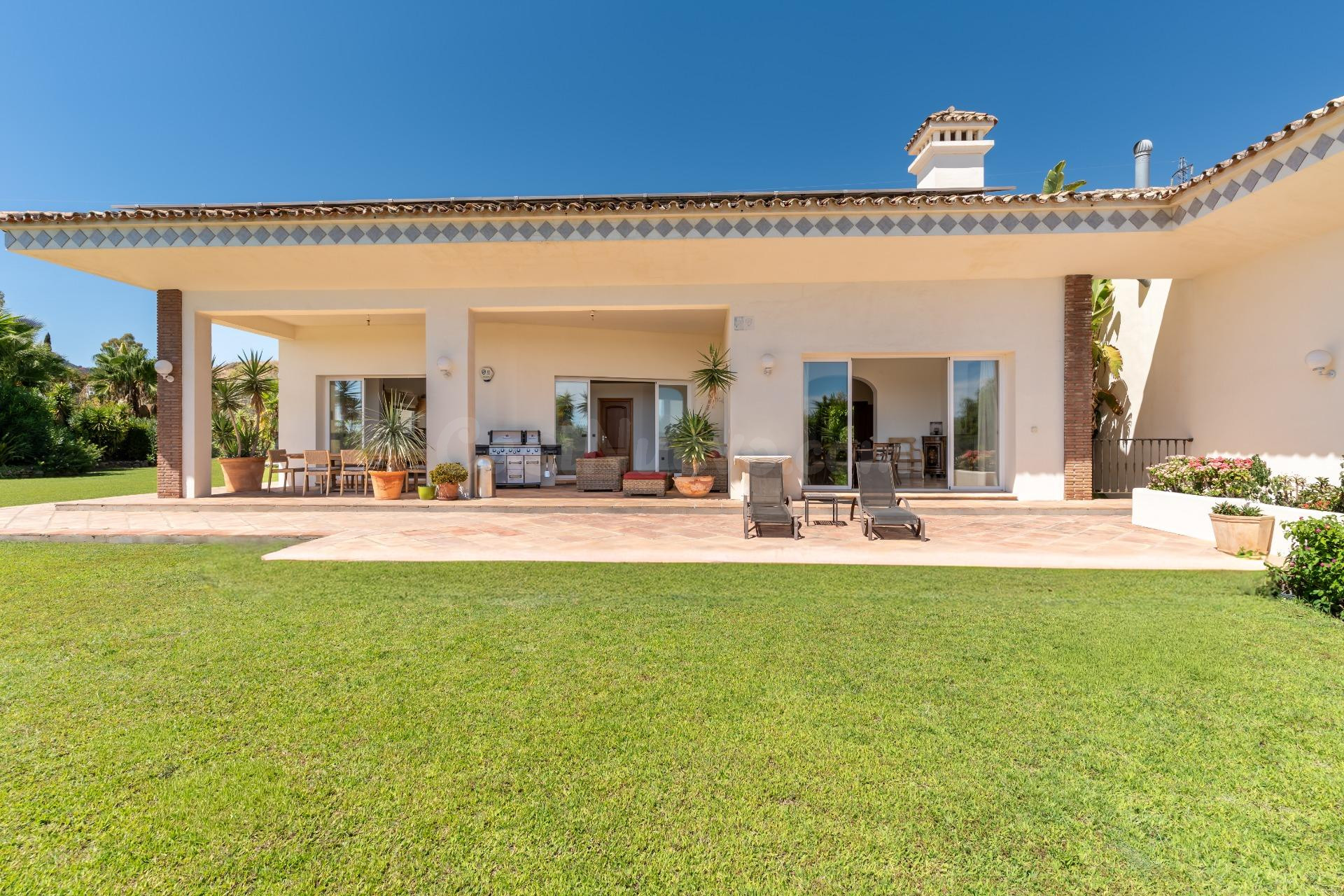 VILLA EN PUERTO ALMENDRO - EL CAPITÁN, BENAHAVÍS - foto 2