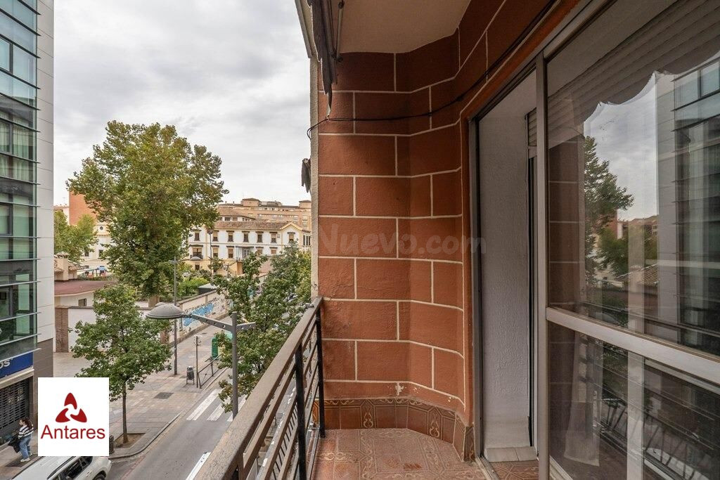 Pisazo en venta en calle Obispo Hurtado - foto 4